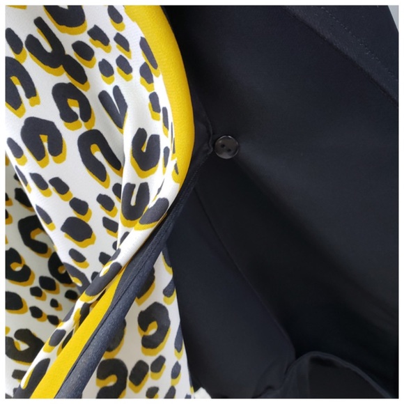 The ASHAUNTY Silk Scarf Jacket - Picture 8 of 9